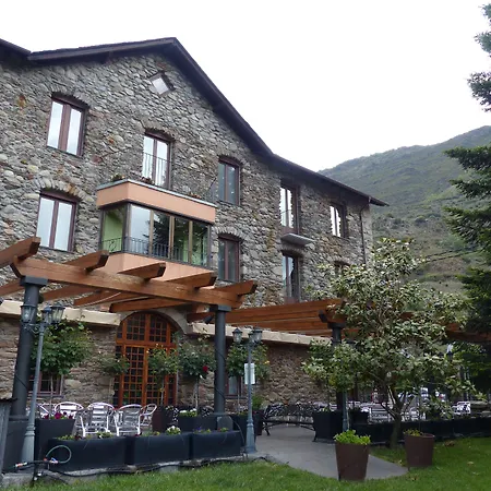 Hostal Vall D'Aneu By Arcas & Sambola-3